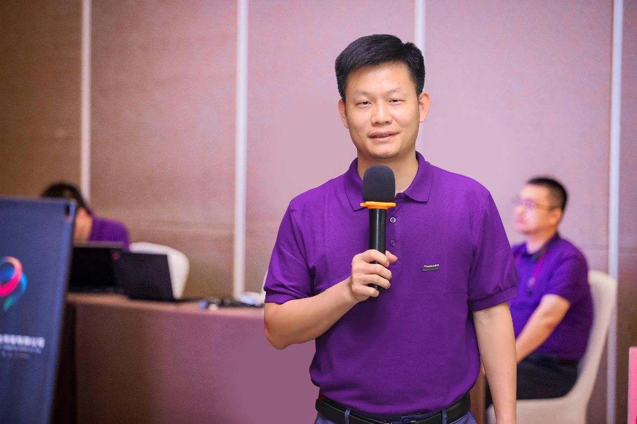 球友体育-足球篮球体育直播平台